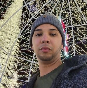 Meet your Posher, Pedro luis